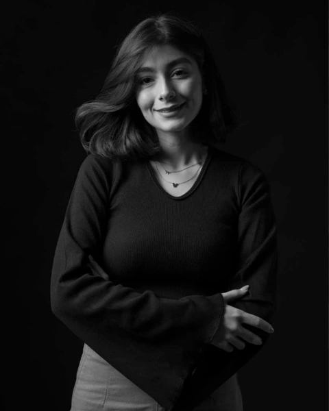 ROMINA, Graphic Designer